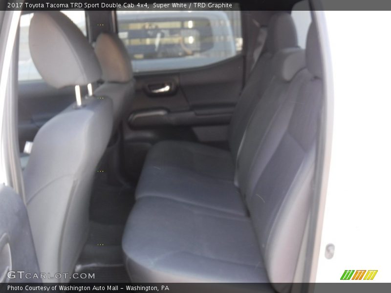 Super White / TRD Graphite 2017 Toyota Tacoma TRD Sport Double Cab 4x4