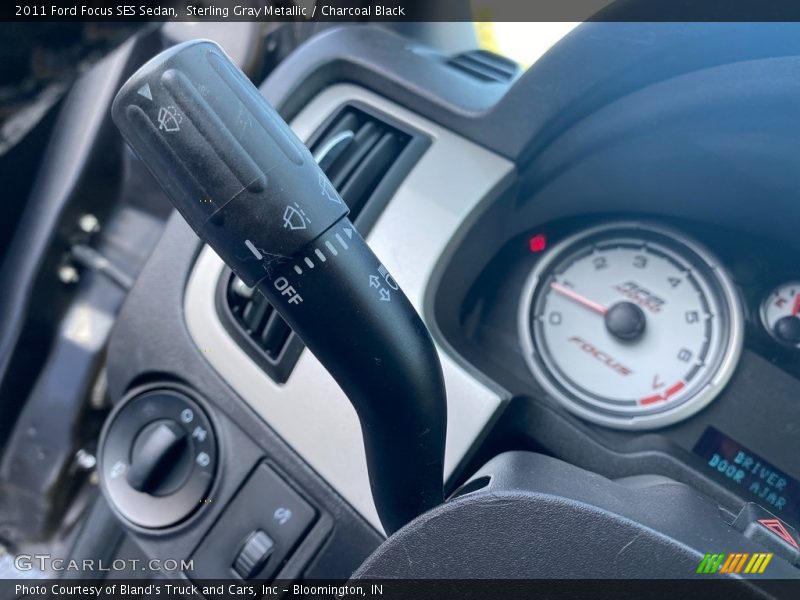 Sterling Gray Metallic / Charcoal Black 2011 Ford Focus SES Sedan