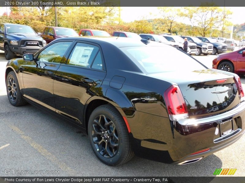 Gloss Black / Black 2020 Chrysler 300 Touring AWD