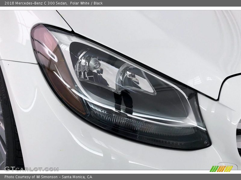 Polar White / Black 2018 Mercedes-Benz C 300 Sedan