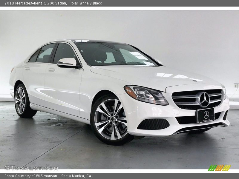 Front 3/4 View of 2018 C 300 Sedan