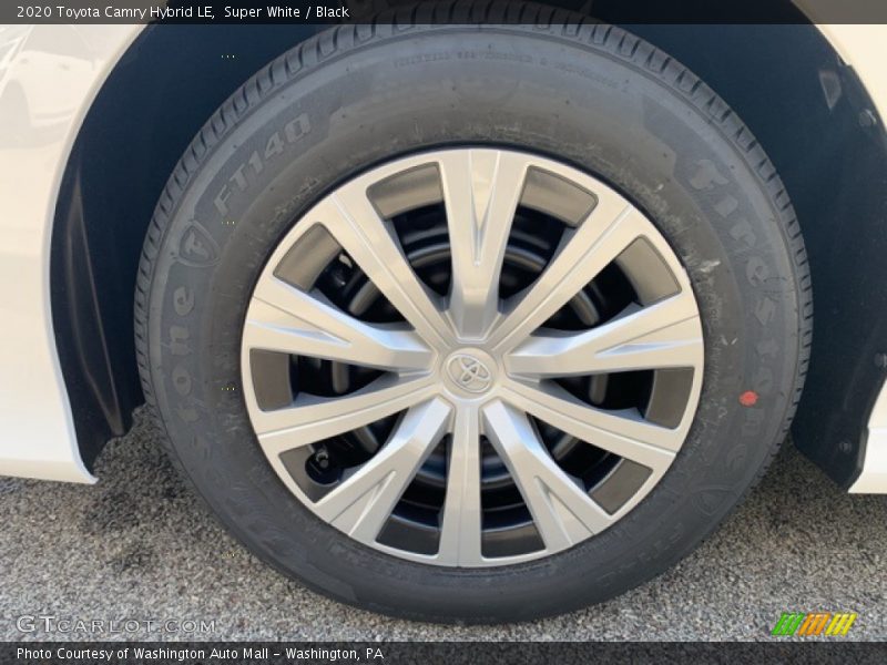 Super White / Black 2020 Toyota Camry Hybrid LE