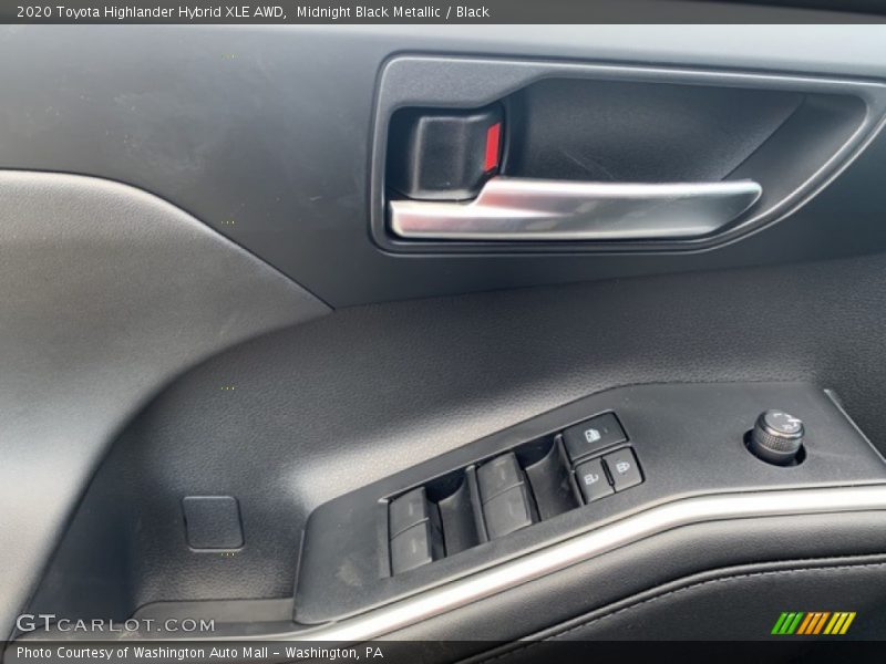 Midnight Black Metallic / Black 2020 Toyota Highlander Hybrid XLE AWD