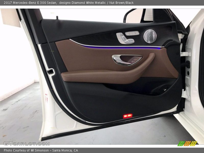 designo Diamond White Metallic / Nut Brown/Black 2017 Mercedes-Benz E 300 Sedan