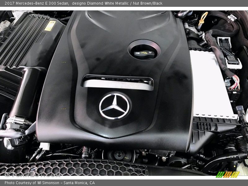 designo Diamond White Metallic / Nut Brown/Black 2017 Mercedes-Benz E 300 Sedan