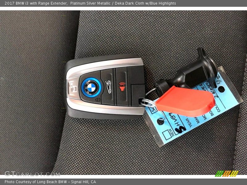 Platinum Silver Metallic / Deka Dark Cloth w/Blue Highlights 2017 BMW i3 with Range Extender