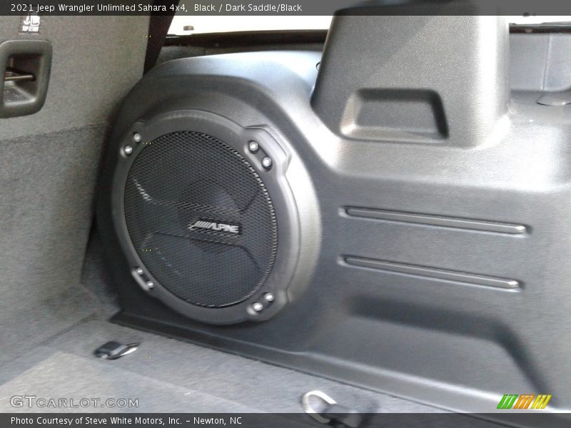Audio System of 2021 Wrangler Unlimited Sahara 4x4
