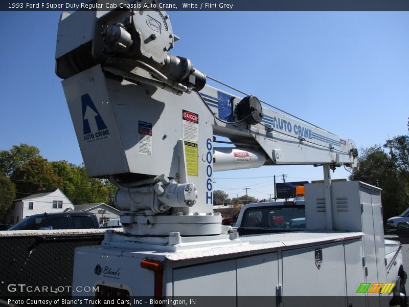  1993 F Super Duty Regular Cab Chassis Auto Crane White