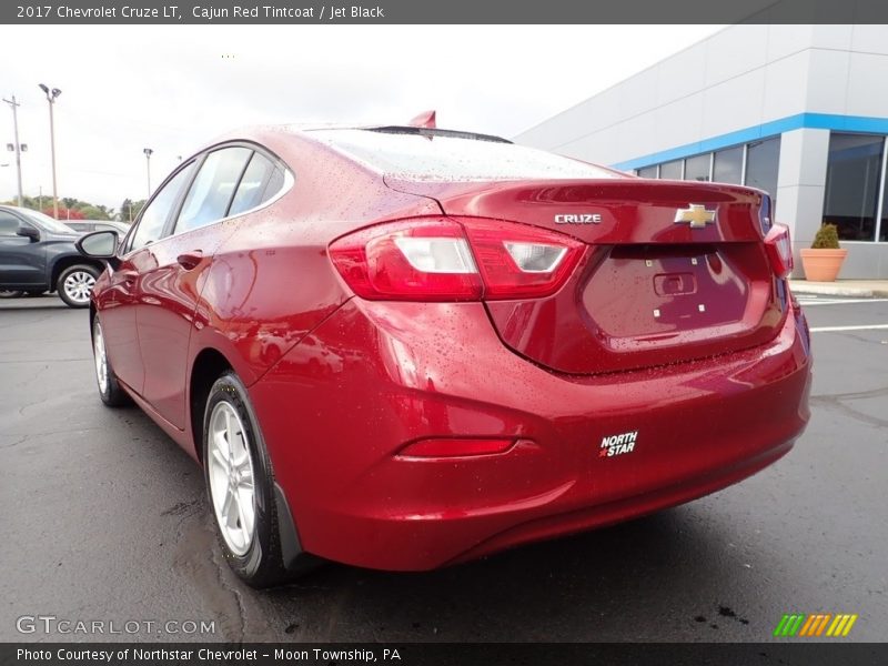 Cajun Red Tintcoat / Jet Black 2017 Chevrolet Cruze LT