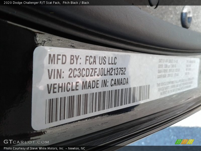 Pitch Black / Black 2020 Dodge Challenger R/T Scat Pack