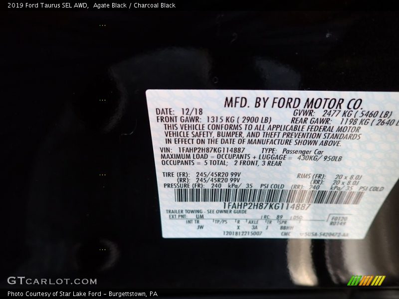 2019 Taurus SEL AWD Agate Black Color Code UM