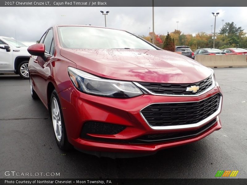 Cajun Red Tintcoat / Jet Black 2017 Chevrolet Cruze LT