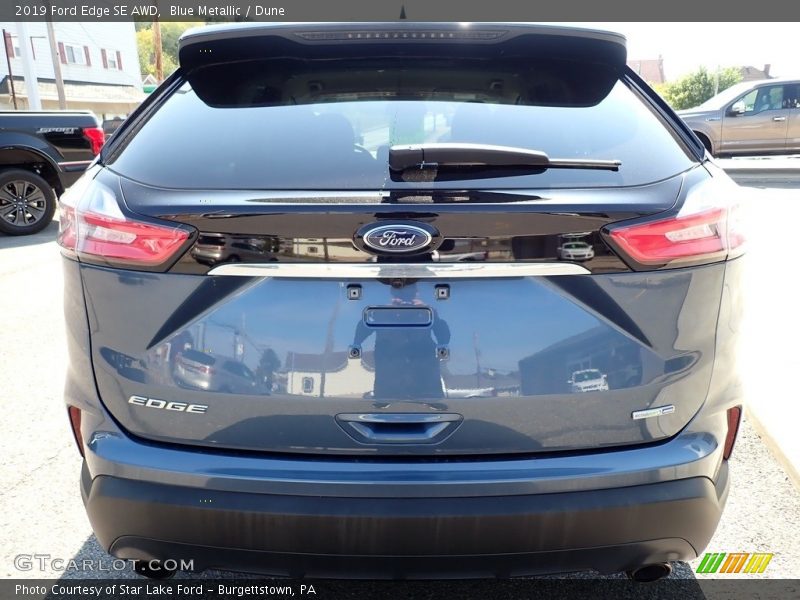 Blue Metallic / Dune 2019 Ford Edge SE AWD