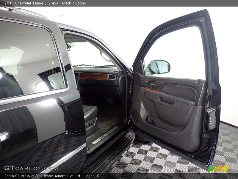 Black / Ebony 2013 Chevrolet Tahoe LTZ 4x4