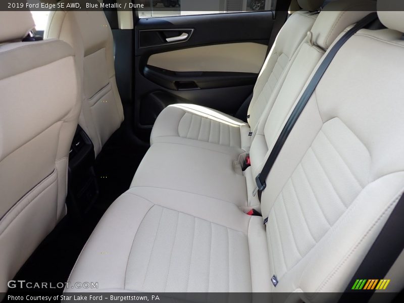 Blue Metallic / Dune 2019 Ford Edge SE AWD