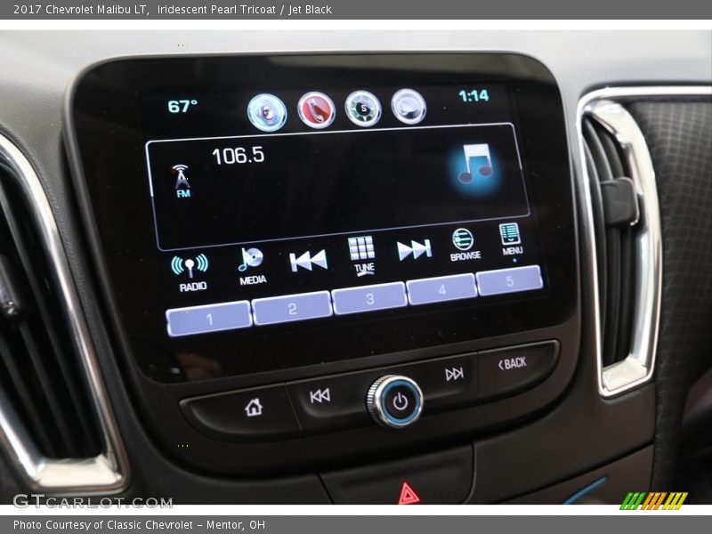 Iridescent Pearl Tricoat / Jet Black 2017 Chevrolet Malibu LT
