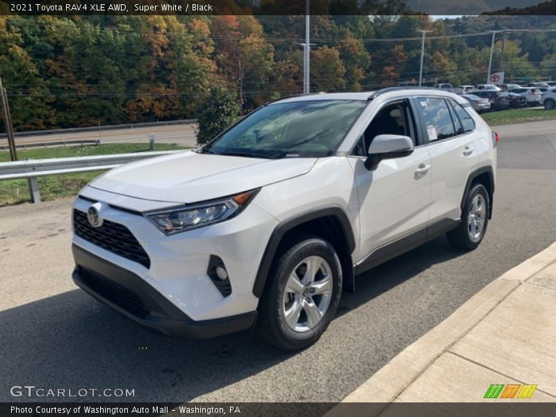 Super White / Black 2021 Toyota RAV4 XLE AWD