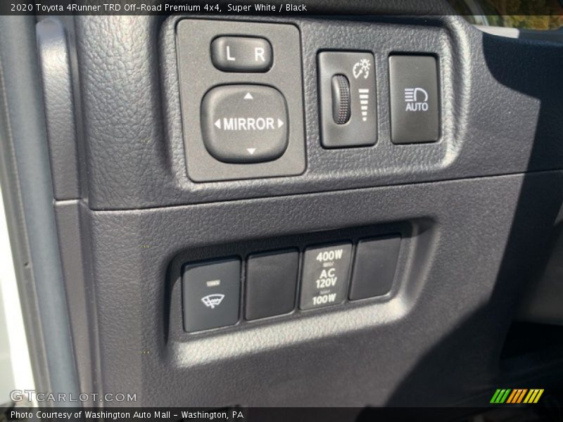 Super White / Black 2020 Toyota 4Runner TRD Off-Road Premium 4x4