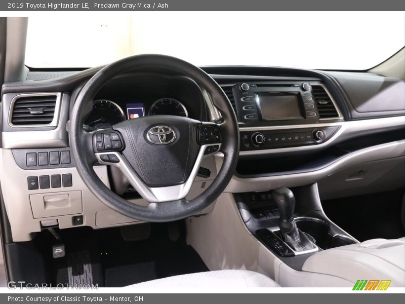 Predawn Gray Mica / Ash 2019 Toyota Highlander LE