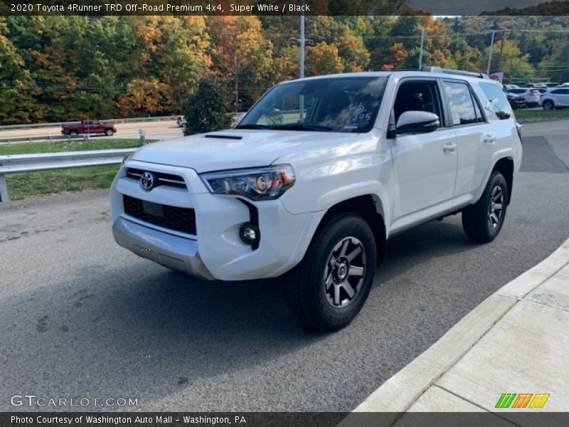 Front 3/4 View of 2020 4Runner TRD Off-Road Premium 4x4