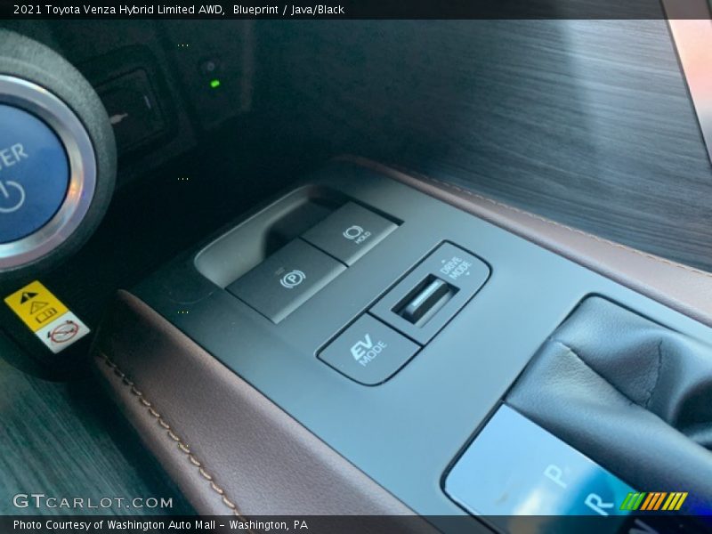 Blueprint / Java/Black 2021 Toyota Venza Hybrid Limited AWD