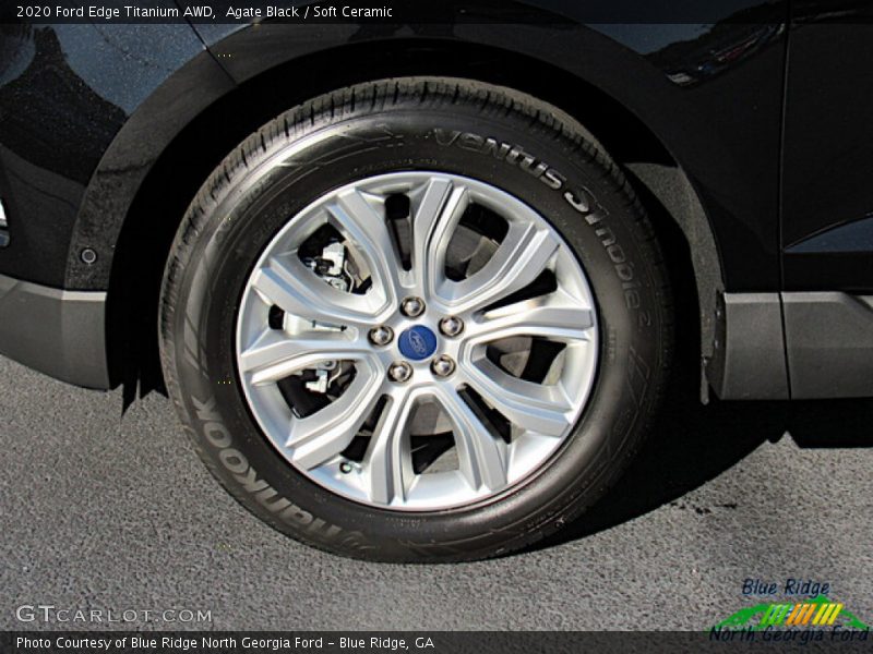 Agate Black / Soft Ceramic 2020 Ford Edge Titanium AWD