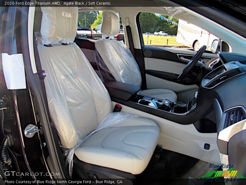 Agate Black / Soft Ceramic 2020 Ford Edge Titanium AWD