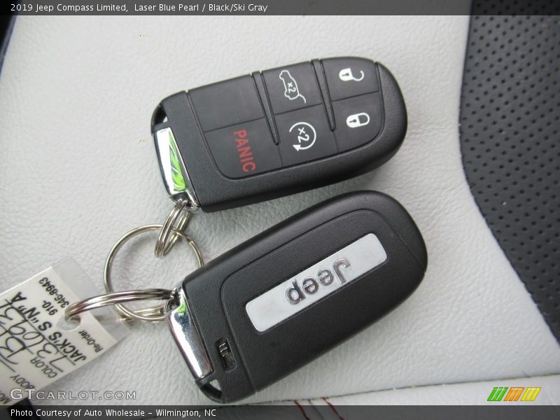 Laser Blue Pearl / Black/Ski Gray 2019 Jeep Compass Limited