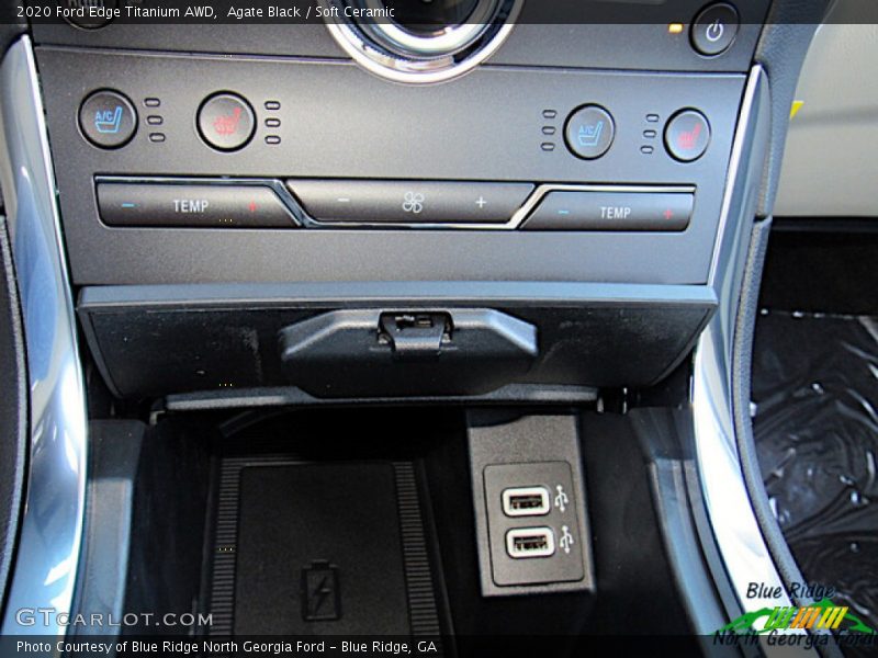Agate Black / Soft Ceramic 2020 Ford Edge Titanium AWD