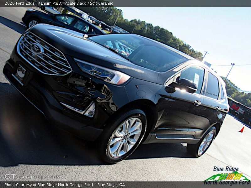 Agate Black / Soft Ceramic 2020 Ford Edge Titanium AWD