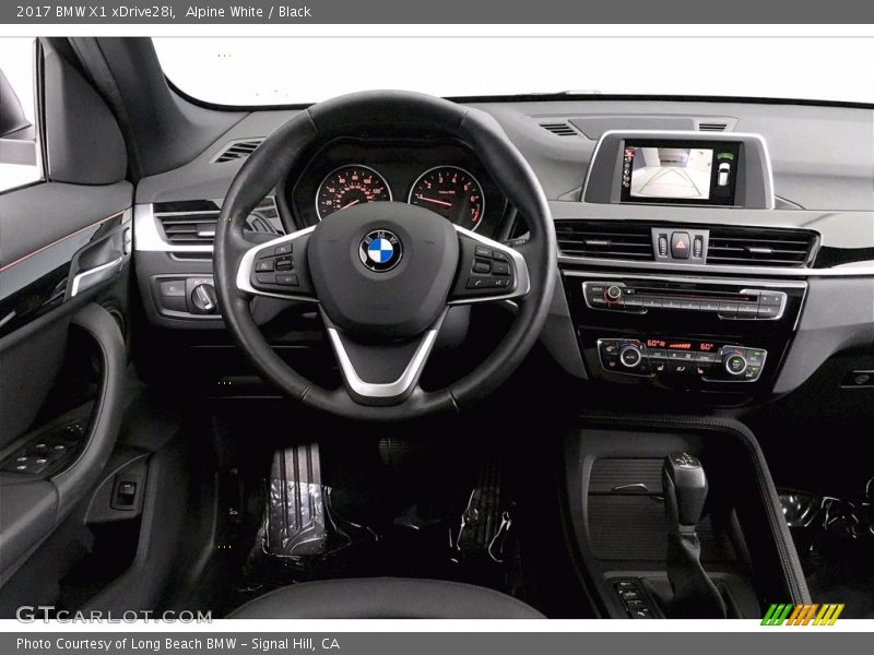 Alpine White / Black 2017 BMW X1 xDrive28i