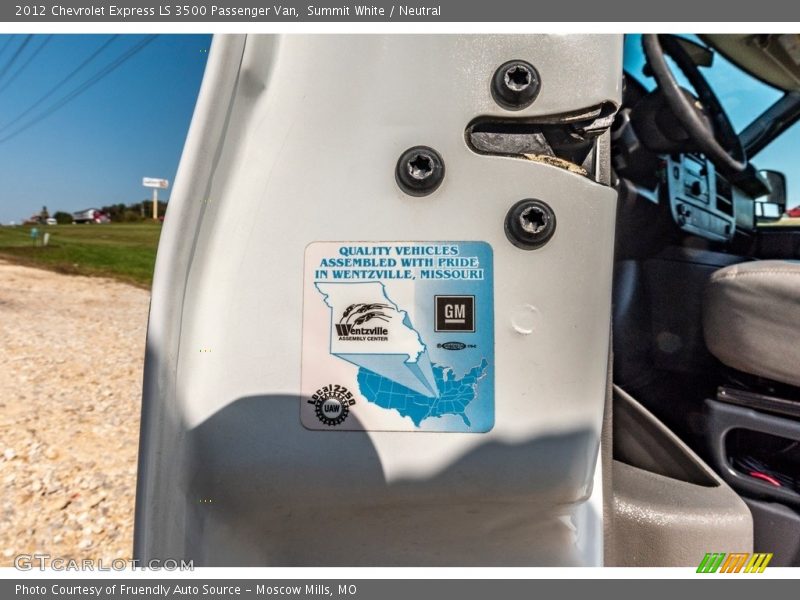 Summit White / Neutral 2012 Chevrolet Express LS 3500 Passenger Van