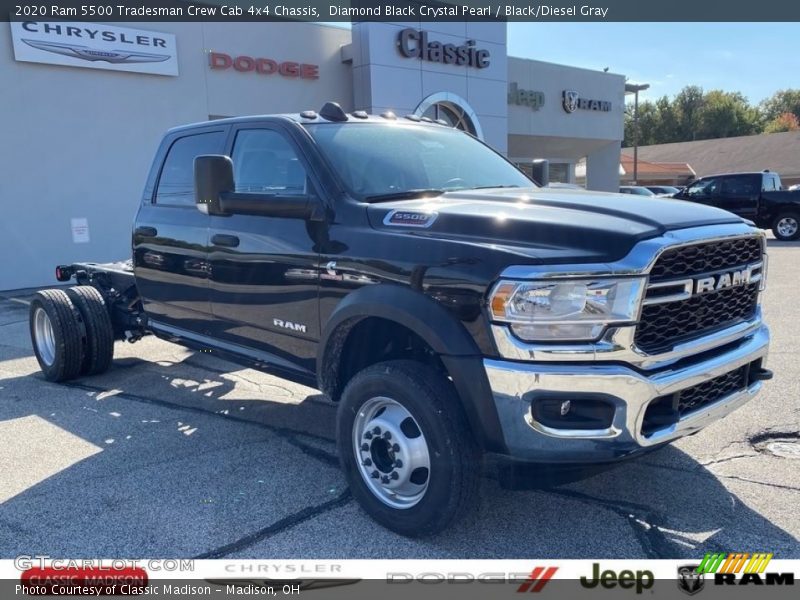 Diamond Black Crystal Pearl / Black/Diesel Gray 2020 Ram 5500 Tradesman Crew Cab 4x4 Chassis