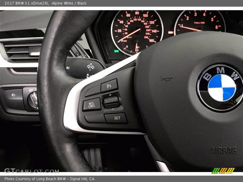 Alpine White / Black 2017 BMW X1 xDrive28i