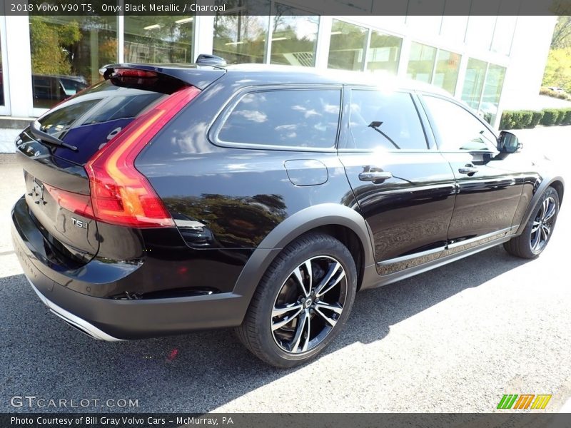 Onyx Black Metallic / Charcoal 2018 Volvo V90 T5