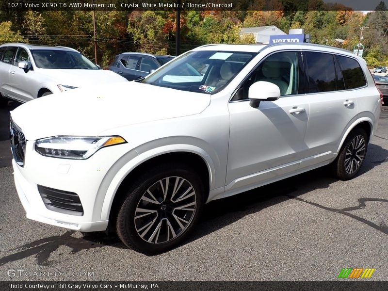 Crystal White Metallic / Blonde/Charcoal 2021 Volvo XC90 T6 AWD Momentum