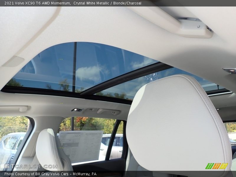 Crystal White Metallic / Blonde/Charcoal 2021 Volvo XC90 T6 AWD Momentum