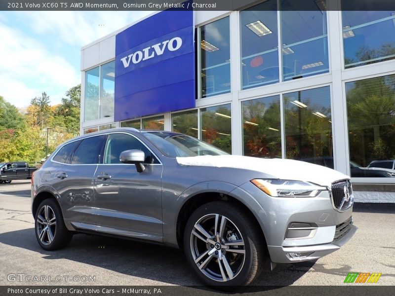 Front 3/4 View of 2021 XC60 T5 AWD Momentum