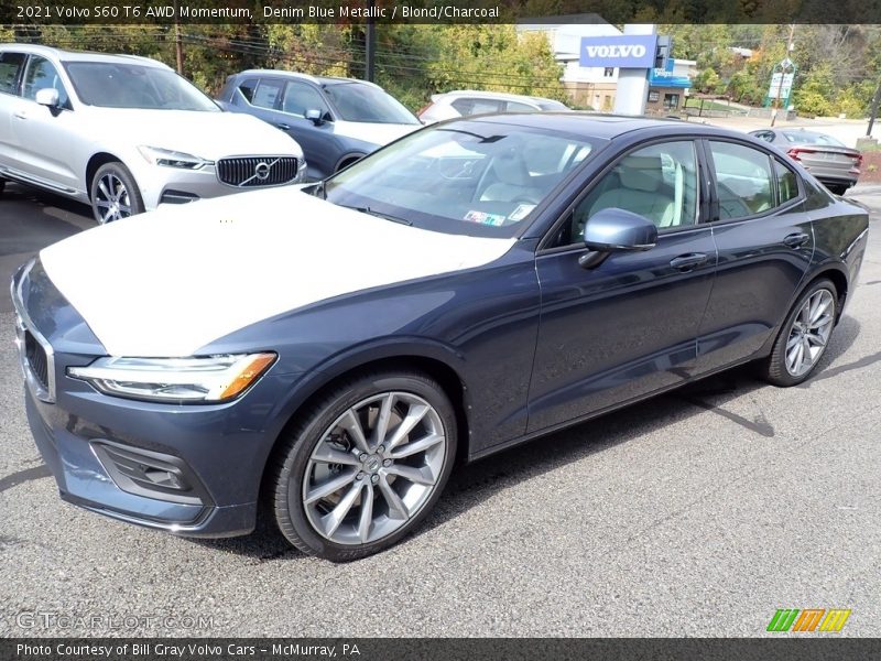 Denim Blue Metallic / Blond/Charcoal 2021 Volvo S60 T6 AWD Momentum