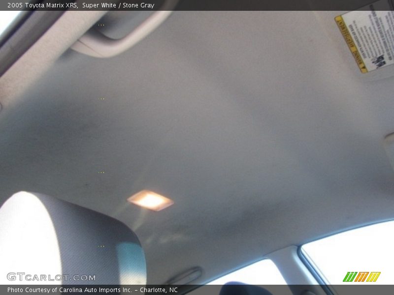 Super White / Stone Gray 2005 Toyota Matrix XRS