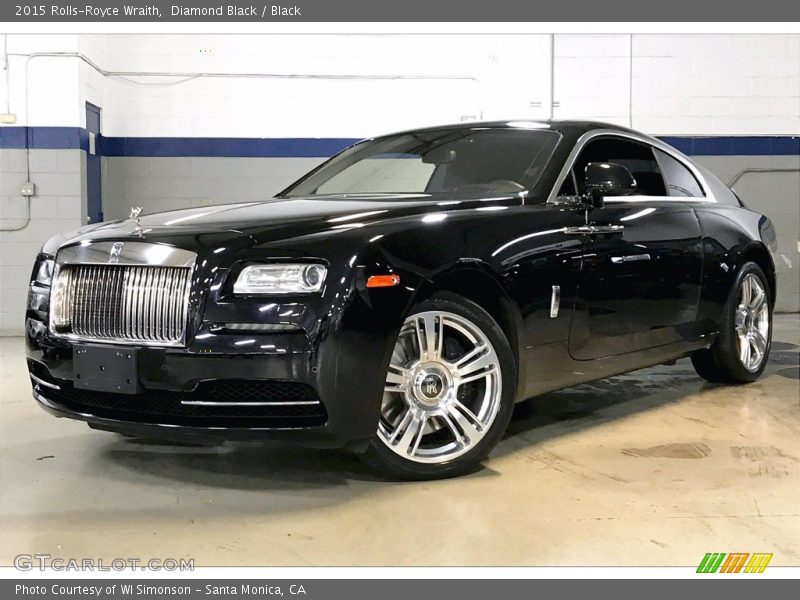 Front 3/4 View of 2015 Wraith 