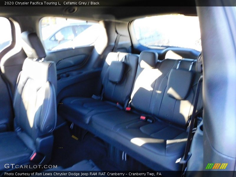 Ceramic Grey / Black 2020 Chrysler Pacifica Touring L