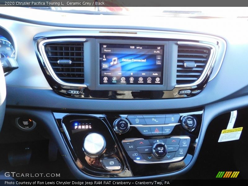 Ceramic Grey / Black 2020 Chrysler Pacifica Touring L