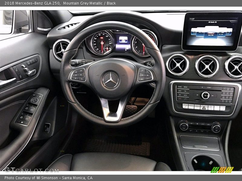 Mountain Grey Metallic / Black 2018 Mercedes-Benz GLA 250