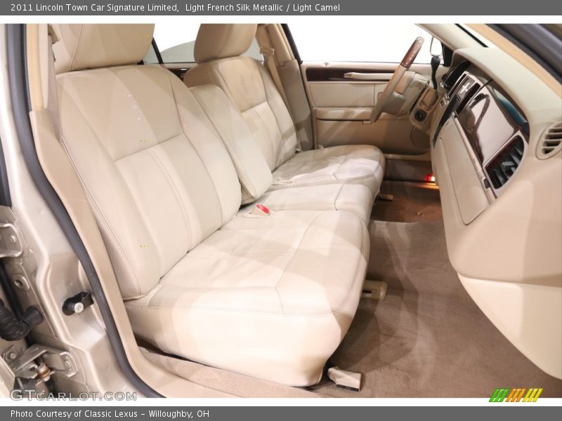Light French Silk Metallic / Light Camel 2011 Lincoln Town Car Signature Limited
