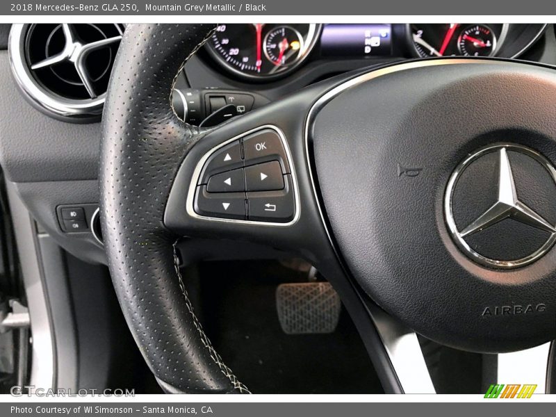 Mountain Grey Metallic / Black 2018 Mercedes-Benz GLA 250