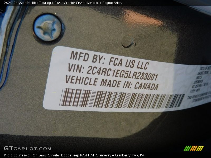 Granite Crystal Metallic / Cognac/Alloy 2020 Chrysler Pacifica Touring L Plus