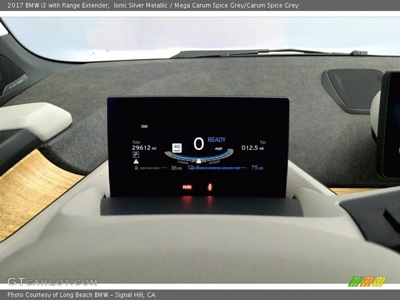 Ionic Silver Metallic / Mega Carum Spice Grey/Carum Spice Grey 2017 BMW i3 with Range Extender