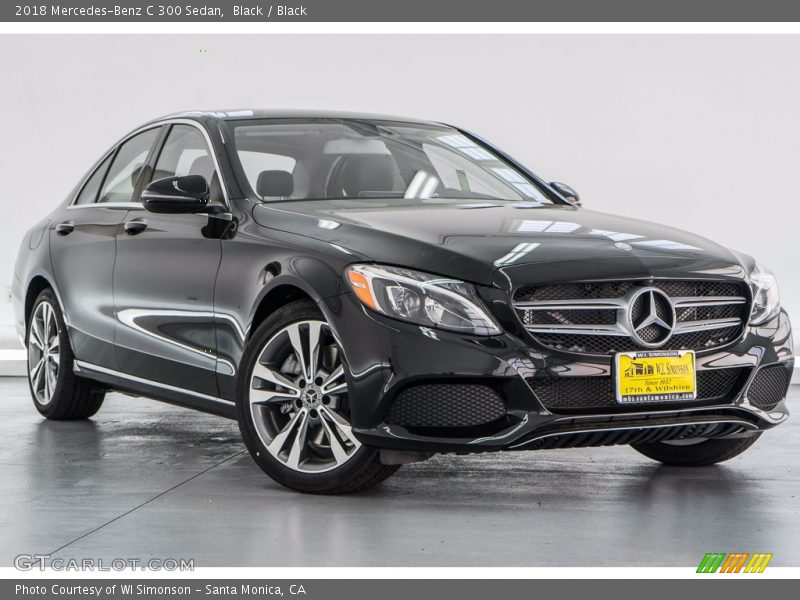 Front 3/4 View of 2018 C 300 Sedan