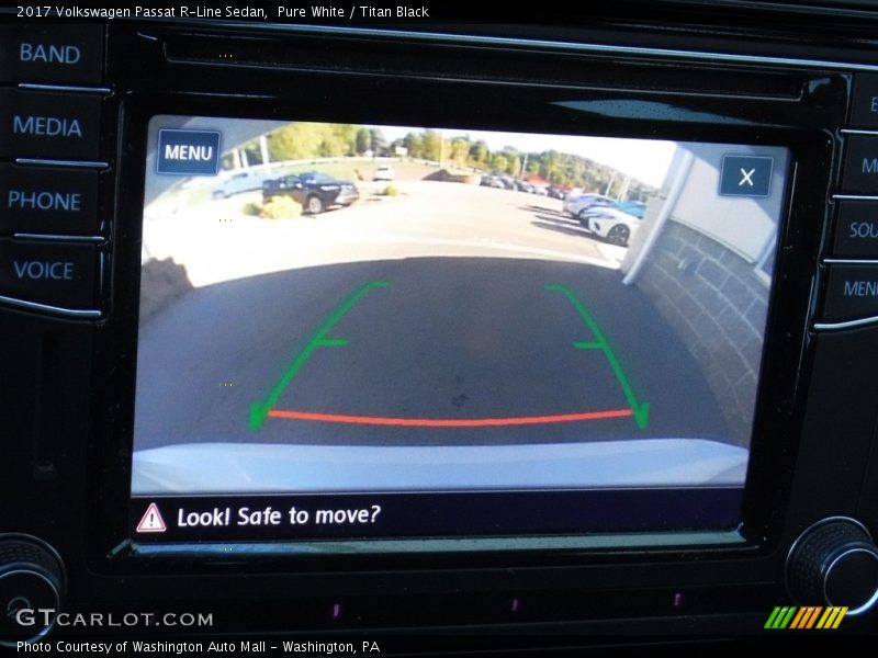 Pure White / Titan Black 2017 Volkswagen Passat R-Line Sedan